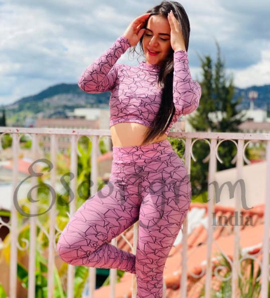 Call Girl Delhi Jaanvi