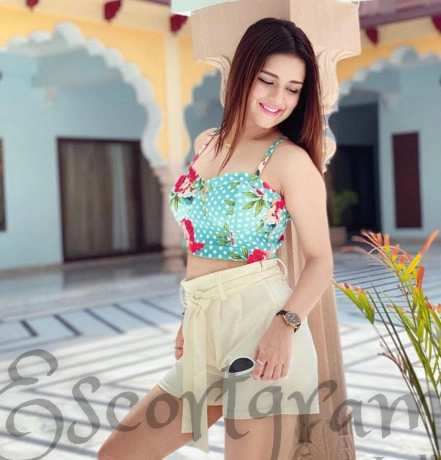 Call Girl Delhi Aadi