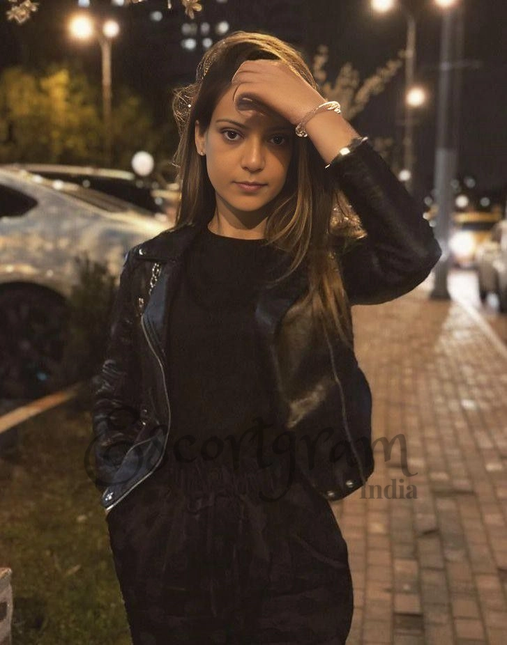 Call Girl Delhi Aaradhya
