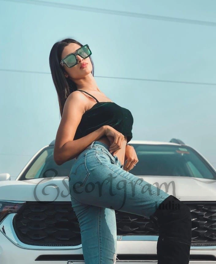 Call Girl Delhi Aditi