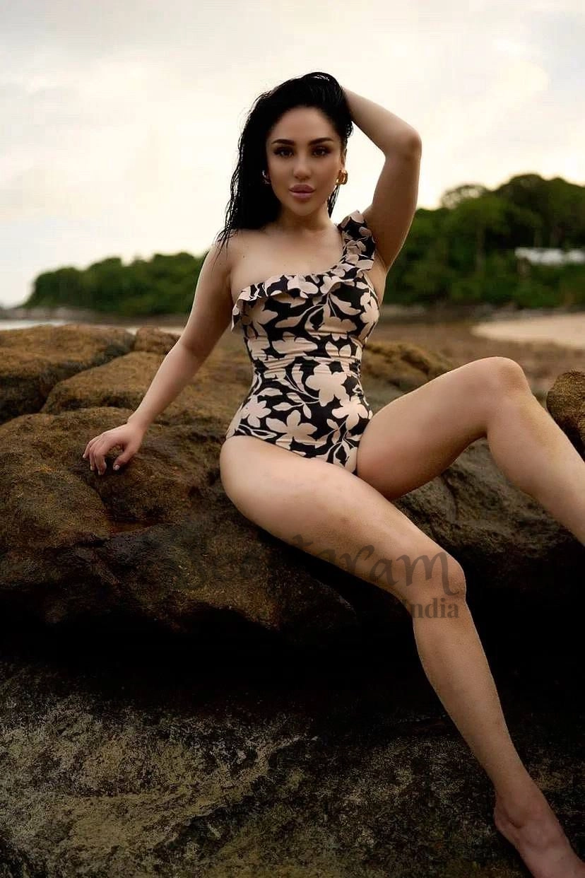 Call Girl Delhi Akansha Sharma