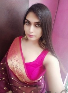 Call Girl Delhi Alina