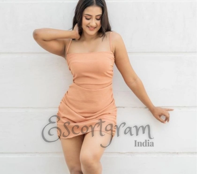 Call Girl Delhi Aliyana