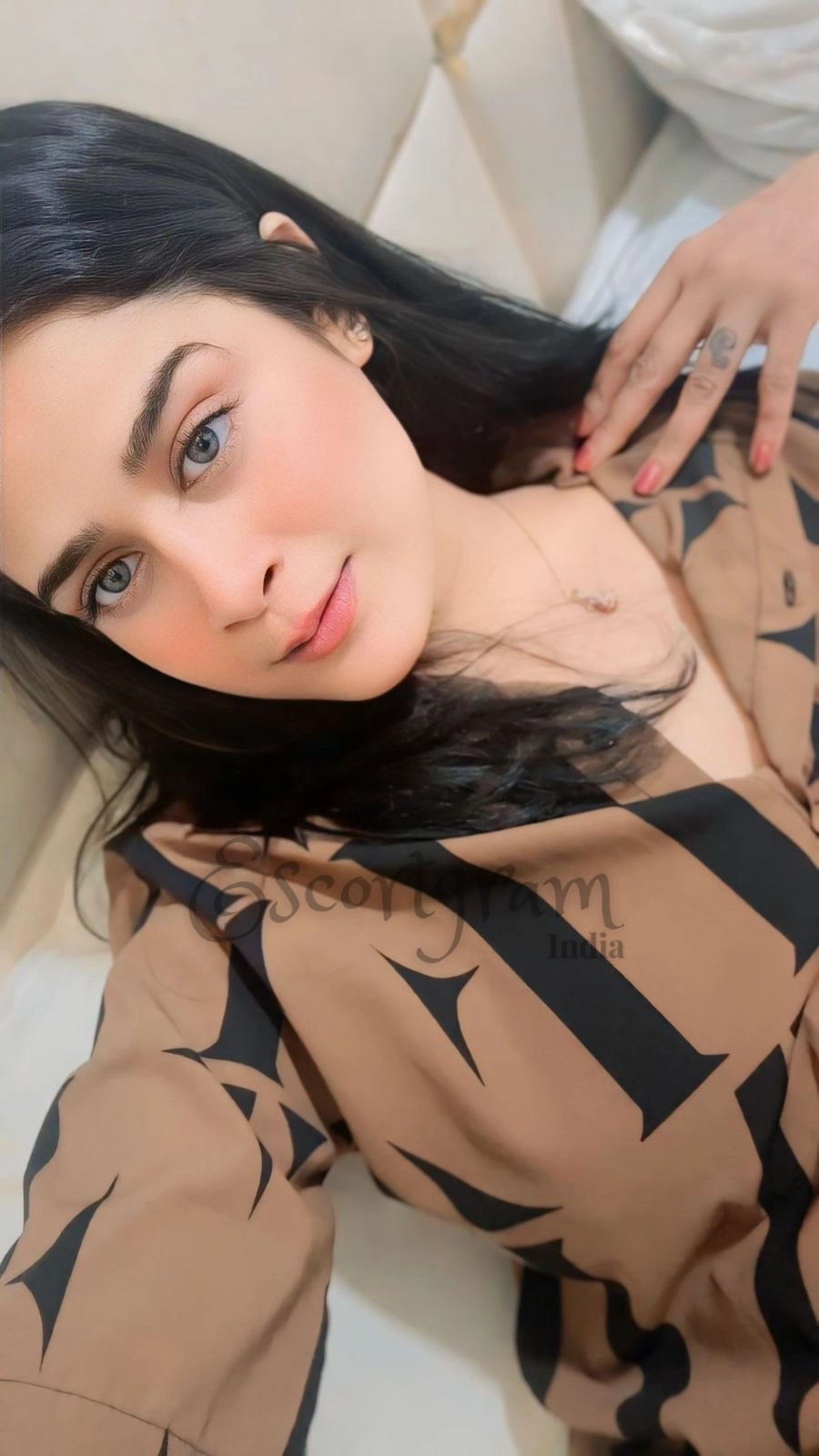 Call Girl Delhi Anjle