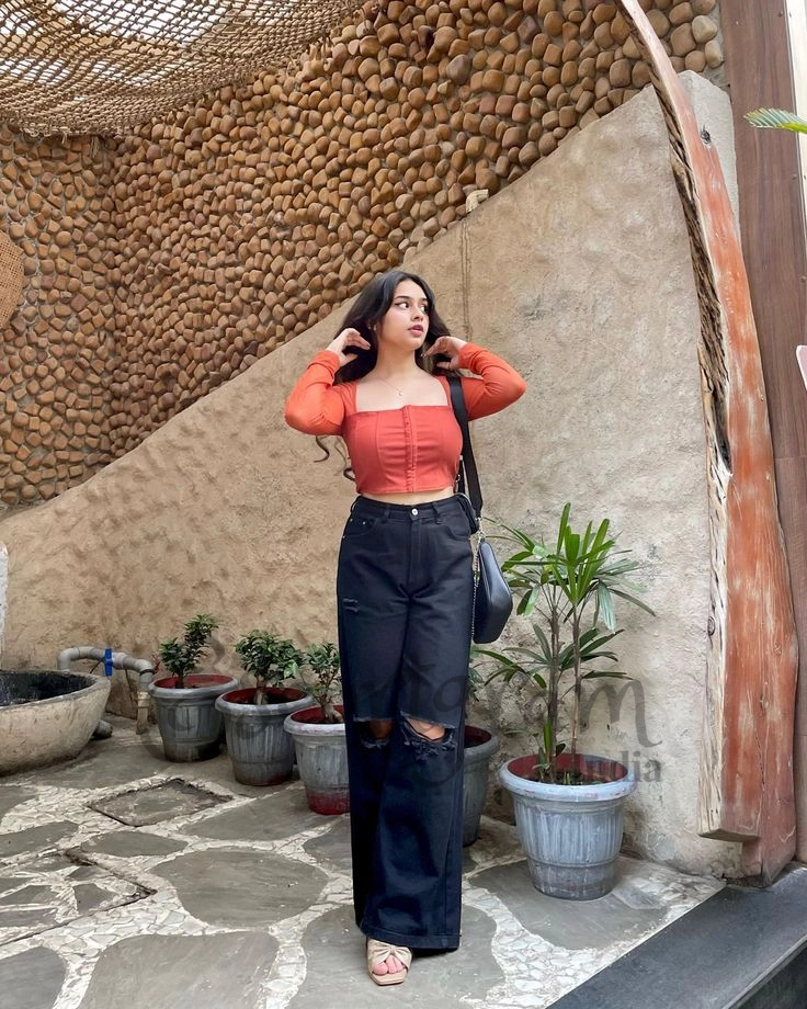 Call Girl Delhi Himani