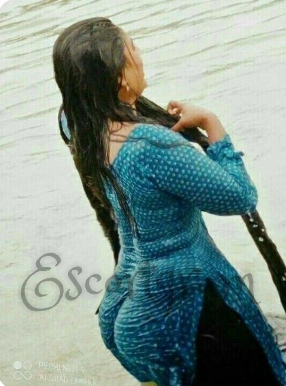 Call Girl Delhi Komal