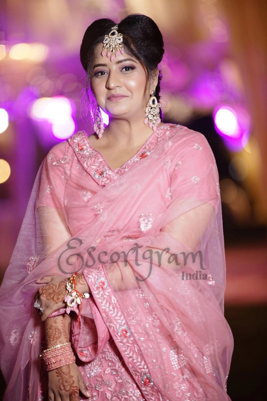 Call Girl Delhi Female Escort