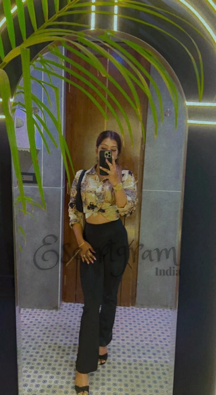 Call Girl Delhi Garima Gunwant