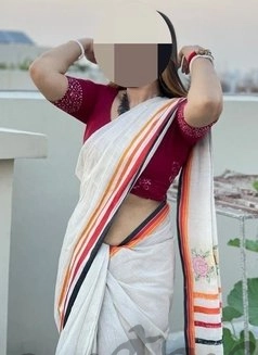 Call Girl Delhi Heema
