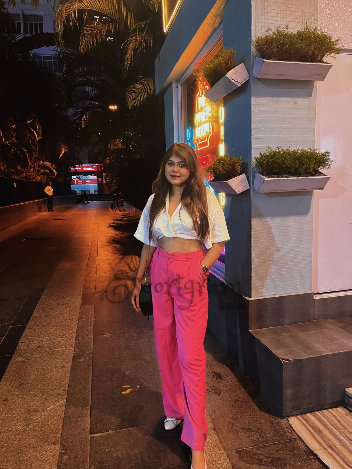 Call Girl Delhi Himani Gupta