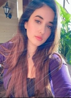 Call Girl Delhi Himani