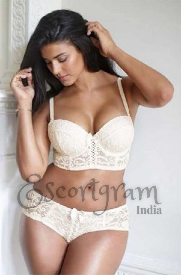 Call Girl Delhi Himani