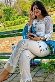 Call Girl Delhi - Isaane