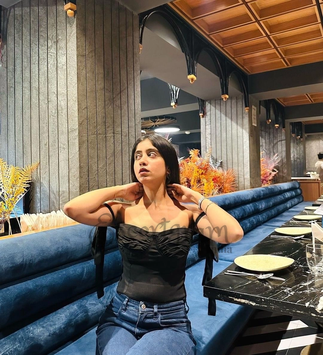 Call Girl Delhi Jasmin