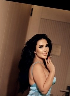 Call Girl Delhi - Karina