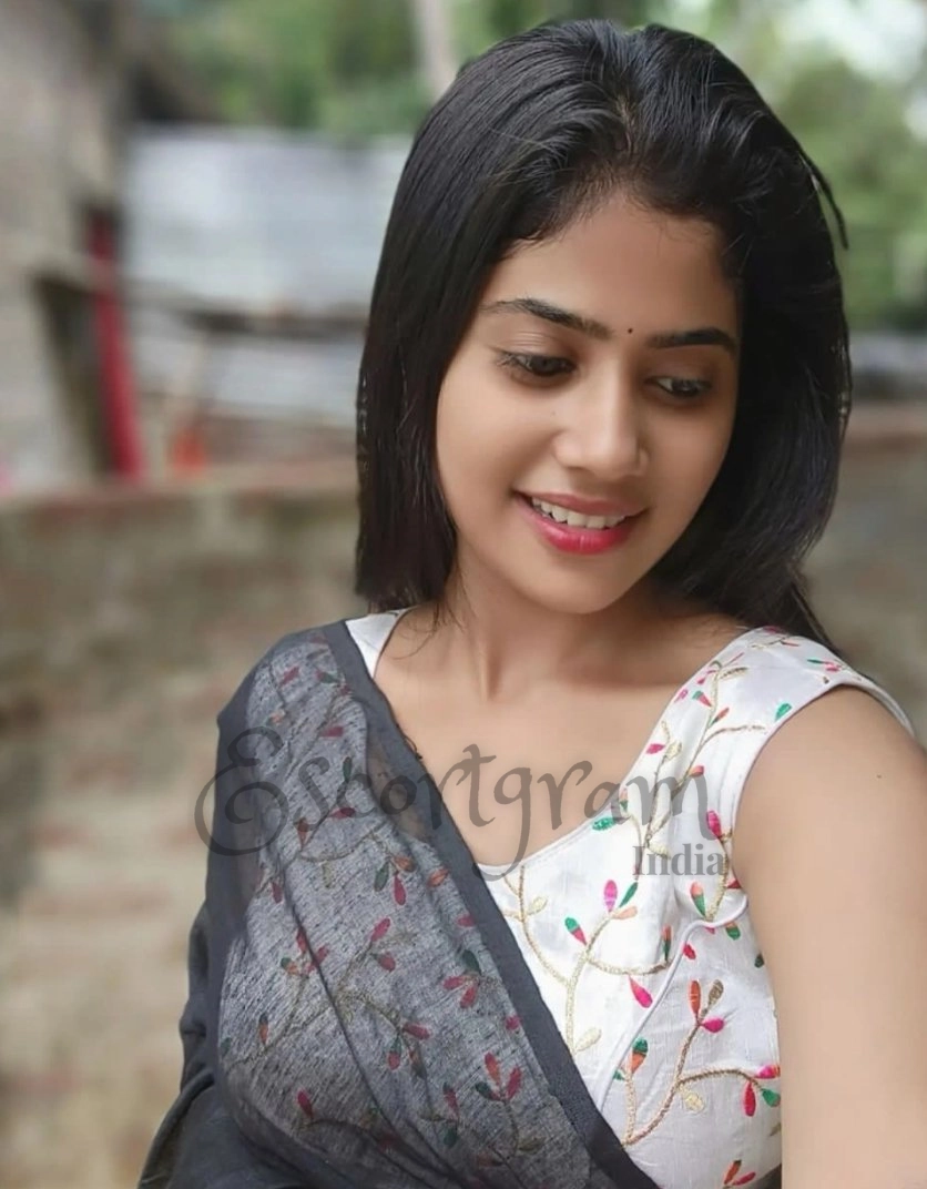 Call Girl Delhi Kavyaa Bisht