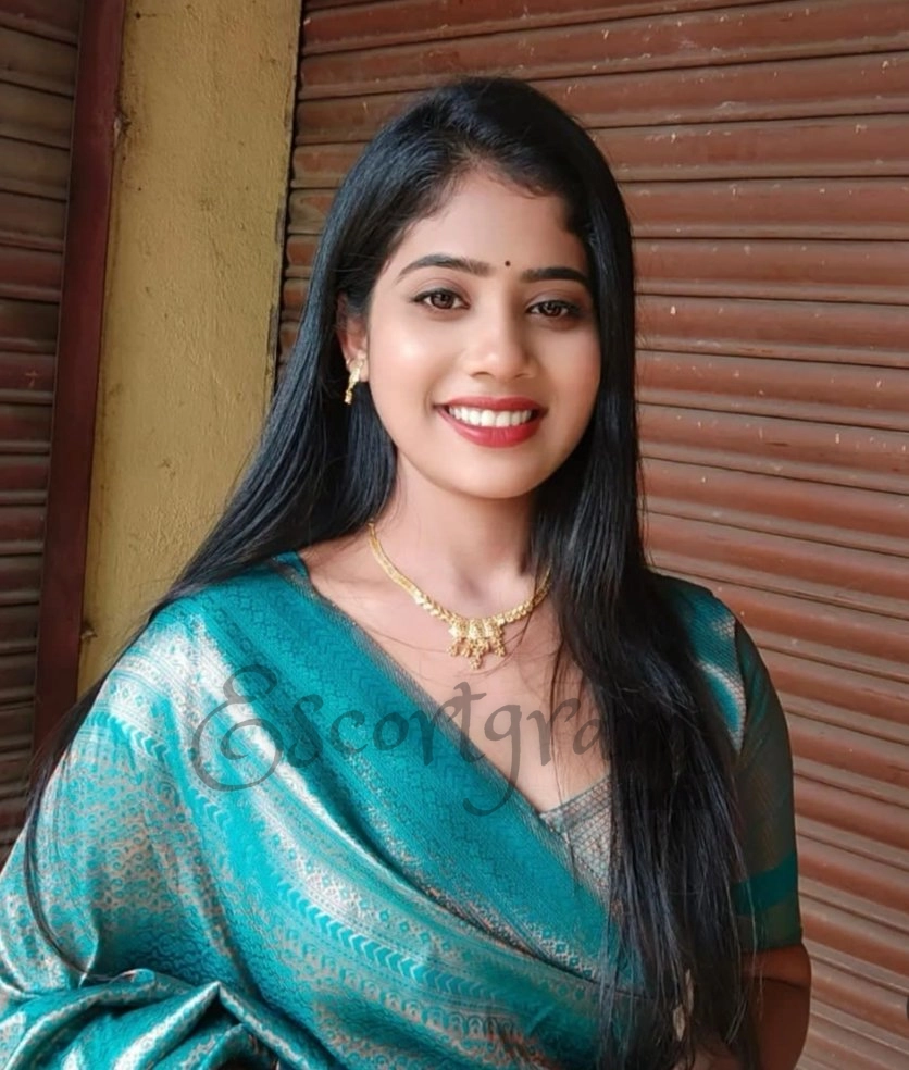Call Girl Delhi Kavyaa Bisht
