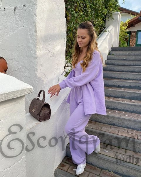 Call Girl Delhi Kelly