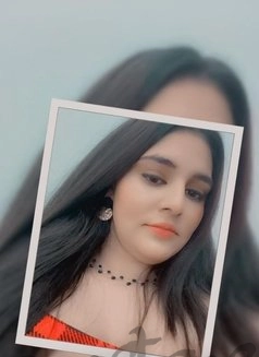 Call Girl Delhi Komal