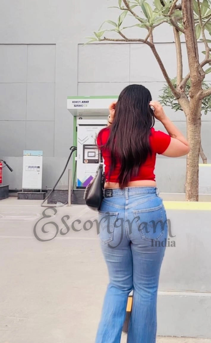Call Girl Delhi Lavanya