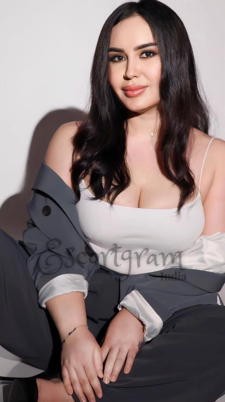 Call Girl Delhi Leela