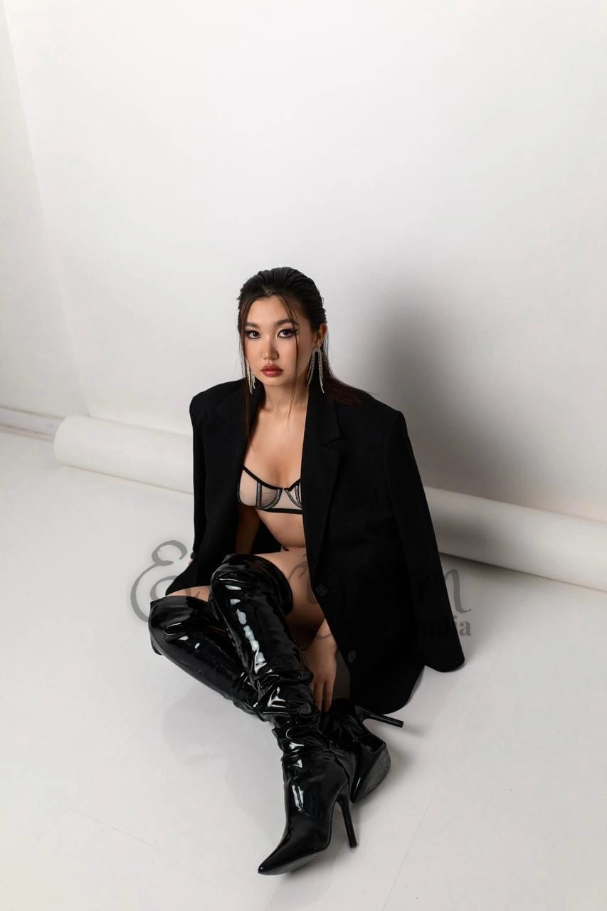 Call Girl Delhi Liza