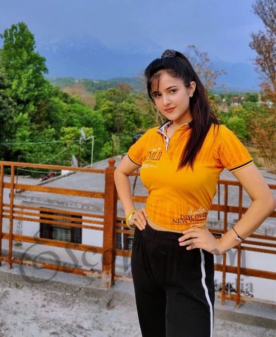 Call Girl Delhi Riya