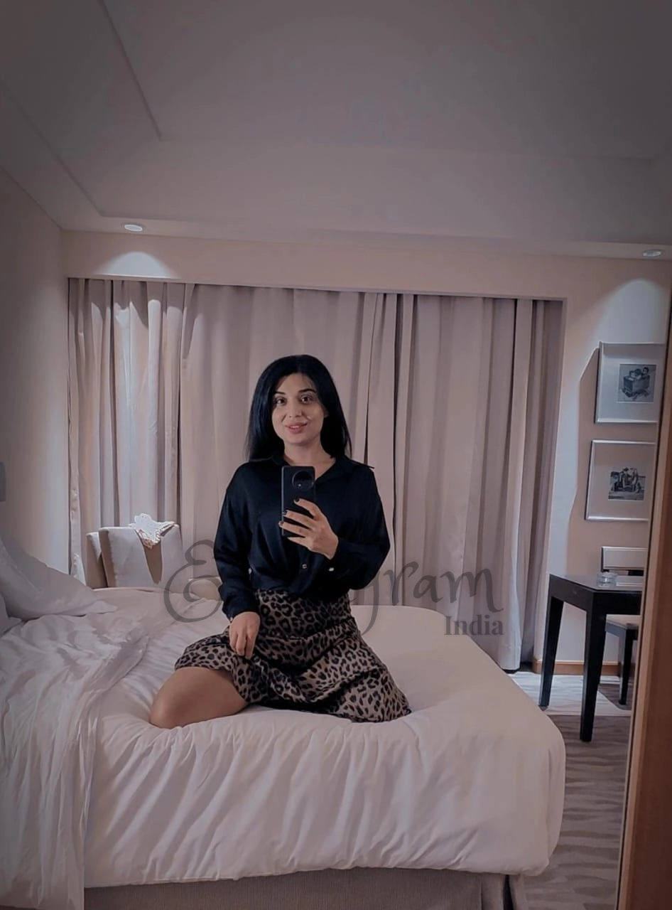 Call Girl Delhi Arianna