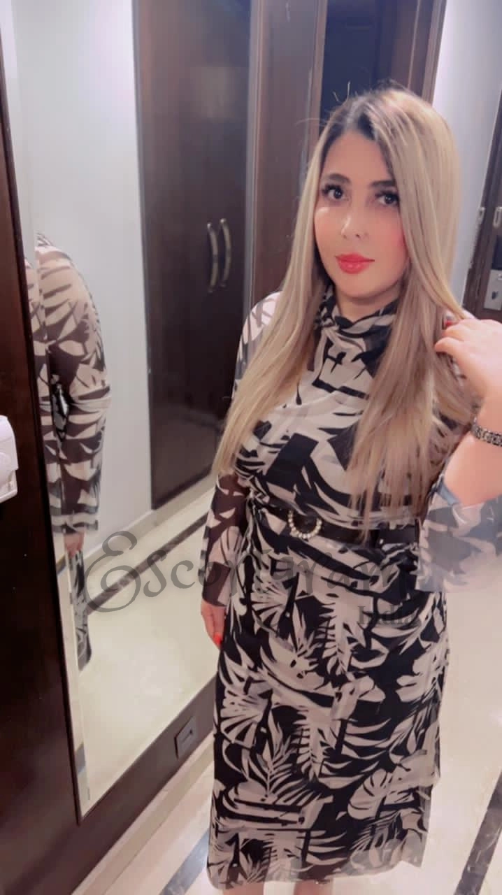 Call Girl Delhi Maya