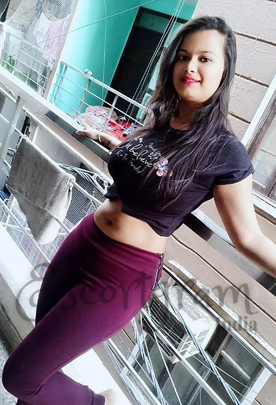 Call Girl Delhi Meenakshi