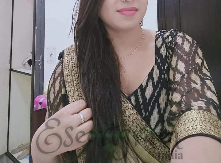 Call Girl Delhi Monika