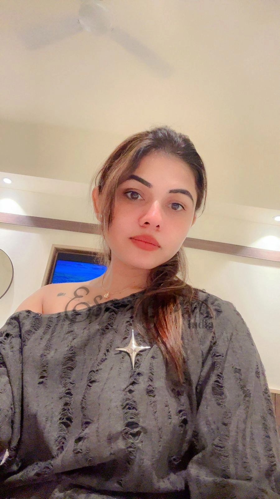 Call Girl Delhi Myra