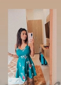 Call Girl Delhi Naina