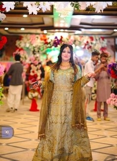 Call Girl Delhi Naina