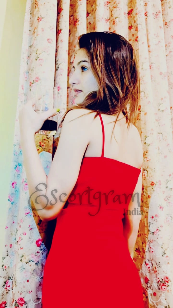Call Girl Delhi Naira