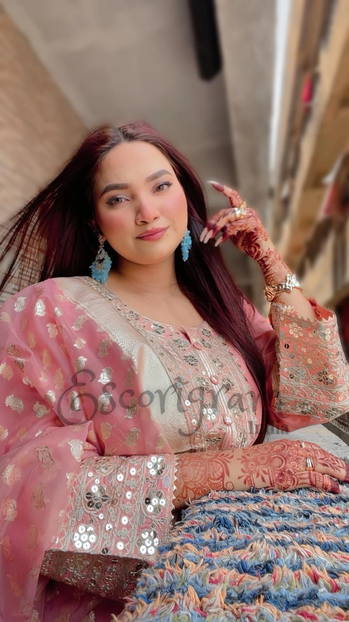Call Girl Delhi Nancy