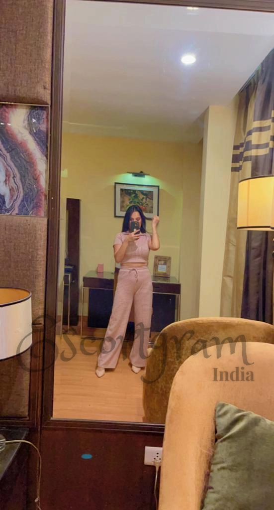 Call Girl Delhi Nancy