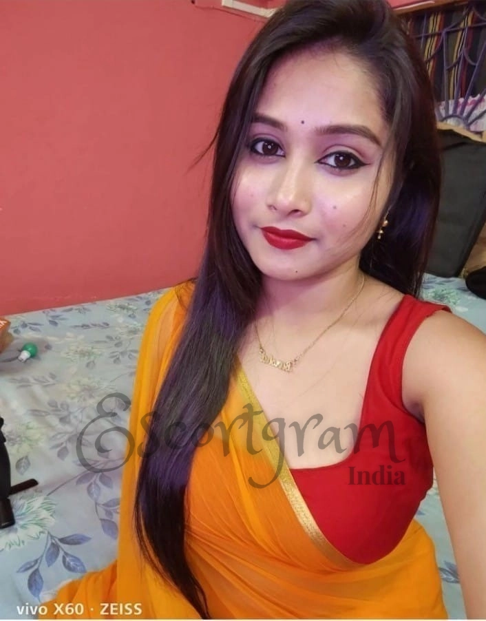 Call Girl Delhi Navya