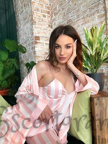 Call Girl Delhi Olesya