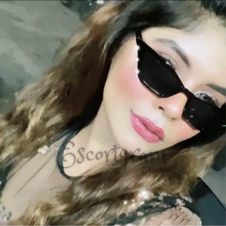 Call Girl Delhi Poonam