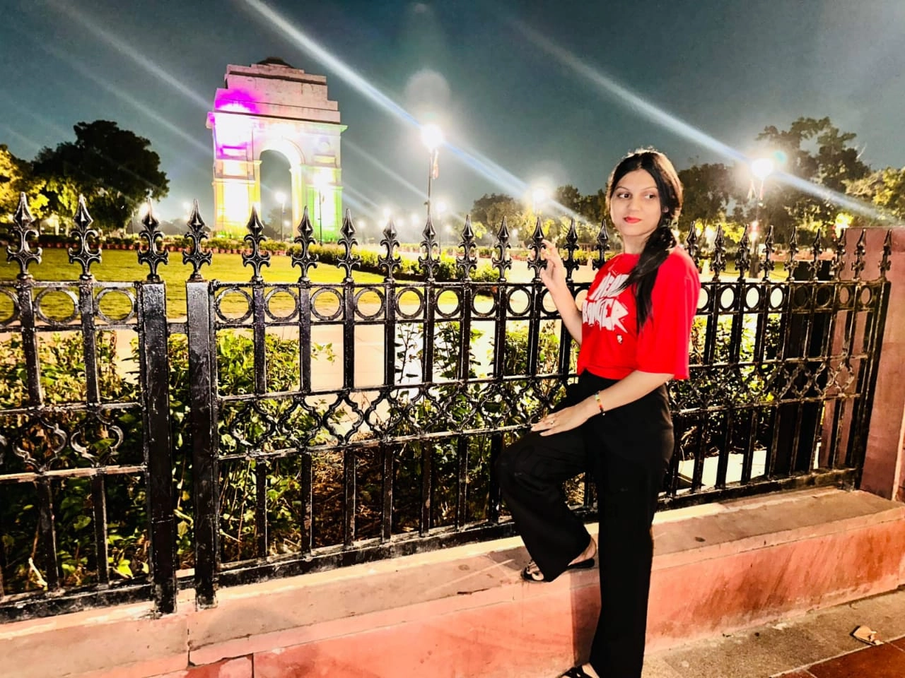 Call Girl Delhi Pranshi