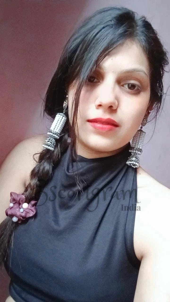 Call Girl Delhi Pranshi