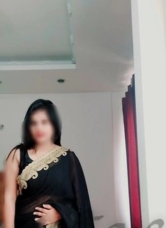 Call Girl Delhi Purvi