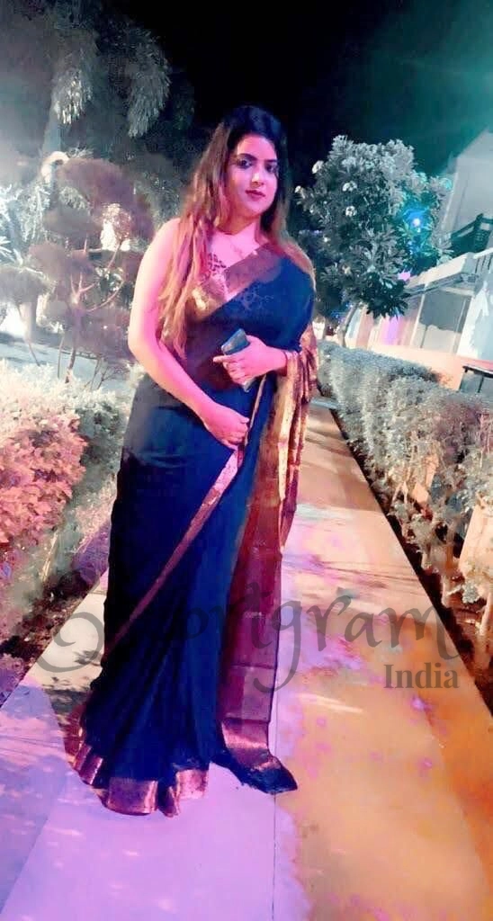 Call Girl Delhi Radhika