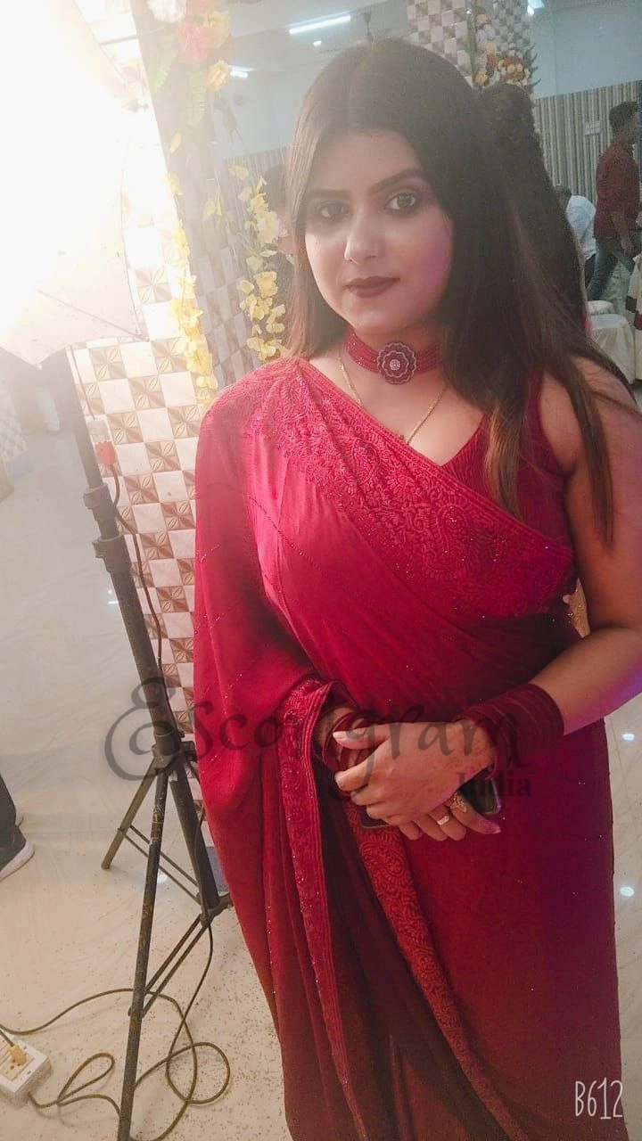 Call Girl Delhi Radhika