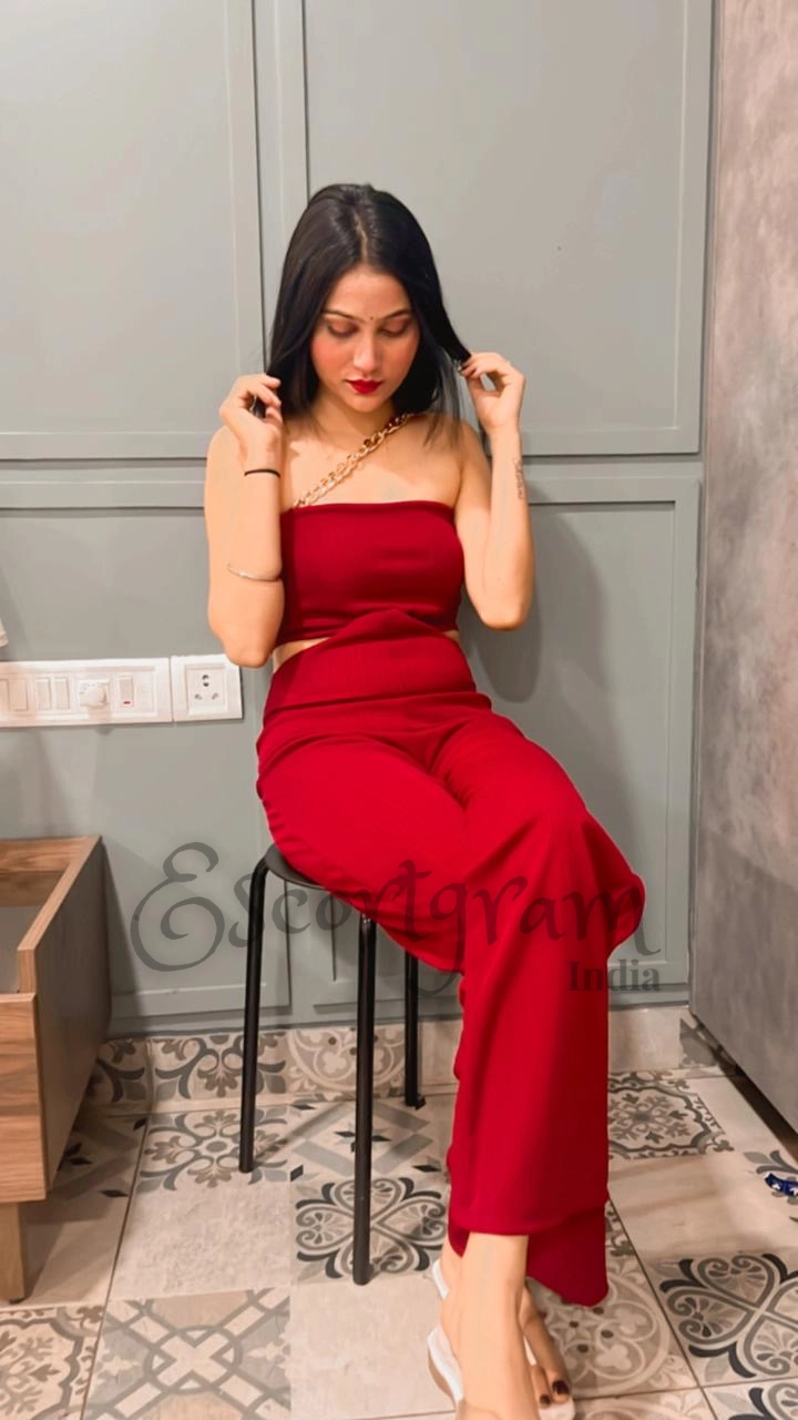 Call Girl Delhi Rakhi