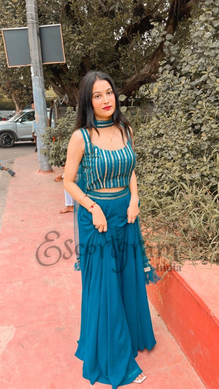 Call Girl Delhi Rakhi