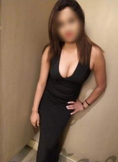 Call Girl Delhi Rashmi