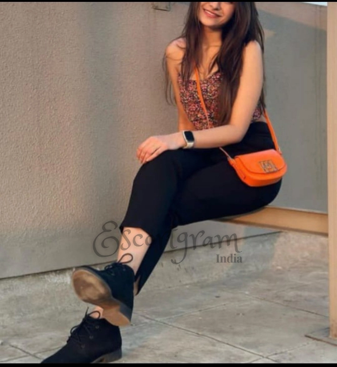Call Girl Delhi Rashmi