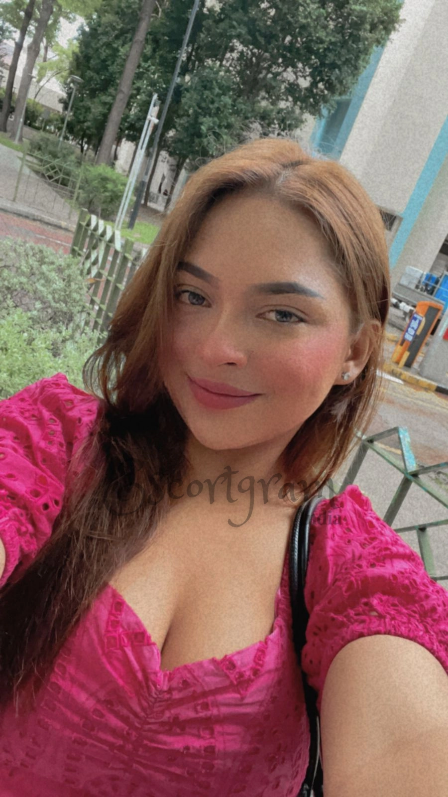 Call Girl Delhi Rasmi